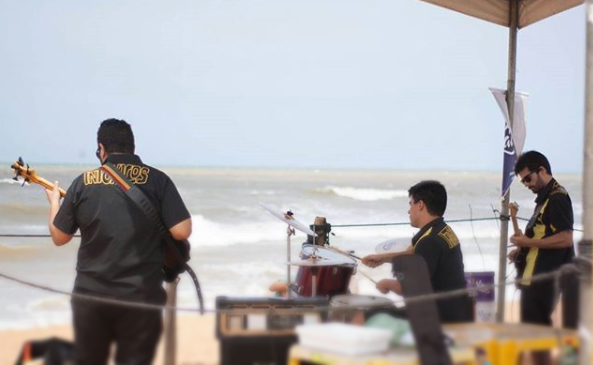 marcus-luiz-beach-intoxicos